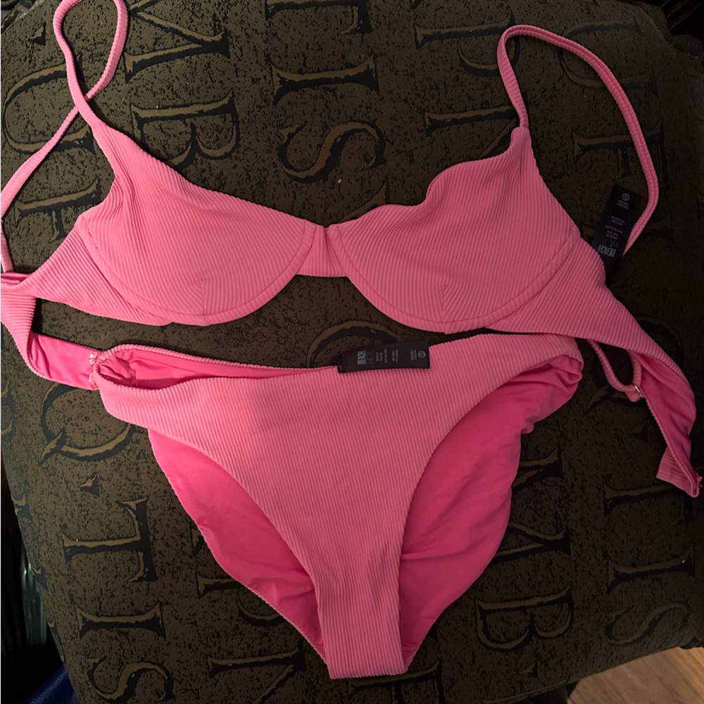Beach Riot Bikini - Never worn & with some tags